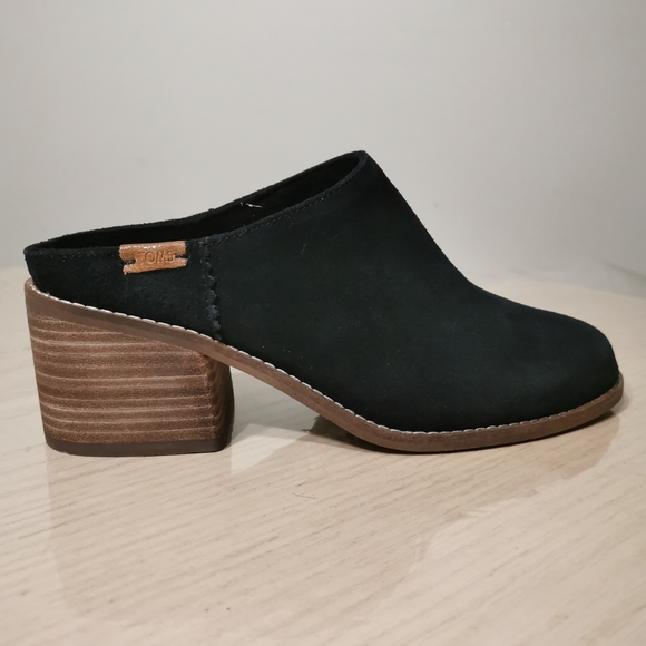 Toms Shoes - NWOT! Toms Leila Black Suede Heel Mule